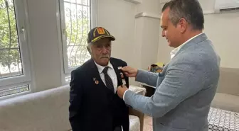 Fethiye'de Kıbrıs Gazisine Madalya ve Berat Takdim Edildi