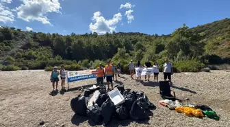 Kızılada'da Uluslararası Kıyı Temizleme Günü Etkinliği