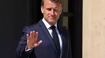 Macron, İsviçre Başkanı Keller-Sutter'ı Ağırladı