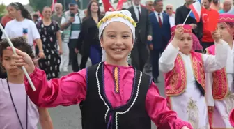 Goussainville'de 9. Geleneksel Türk Festivali Coşkuyla Devam Ediyor