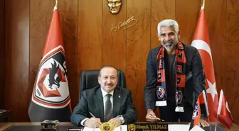 Gaziantep FK, Teknik Direktör İsmet Taşdemir ile Anlaştı