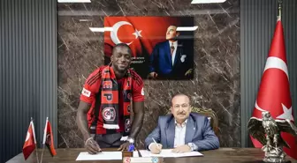 Gaziantep FK, Stoper Myenty Abena ile Anlaştı