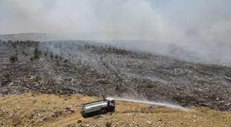 Gaziantep'in Araban İlçesinde Yangın Kontrol Altına Alındı