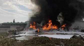 Gaziantep'te geri dönüşüm tesisinde yangın çıktı