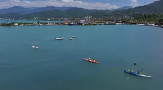 Beşikdüzü’nde Genç Sporcular Su Sporlarında Başarıya Koşuyor