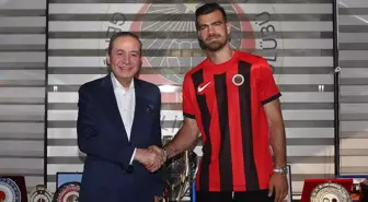 Gençlerbirliği, Yunan Savunmacı Dimitrios Goutas'ı Transfer Etti