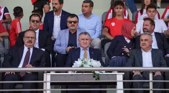 Türkiye'de Spor Devrimi: Gençlik ve Spor Bakanı Bak Açılış Töreninde Konuştu
