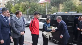 Gençlik ve Spor Bakanı Bak, Muş'ta partililerle buluştu Açıklaması