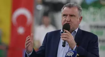 Karate Şampiyonası Açılışında Bakan Bak'tan Sporun Önemi Vurgusu