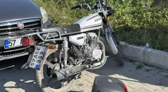 Sinop'ta Otomobil ile Motosiklet Çarpıştı: Bir Yaralı