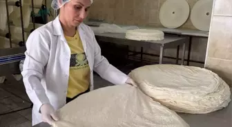 Nesrin Güngör, Yufka İmalathanesinde 9 Kişiye İş İmkanı Sağladı