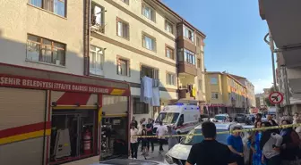 Gölbaşı'nda Çatı Yangını Kontrol Altına Alındı