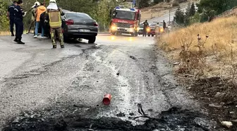 Gölbaşı'nda Seyir Halindeki Otomobil Alev Aldı