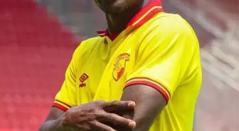 Göztepe, Junior Olaitan ile 4+1 Yıllık Sözleşme İmzaladı