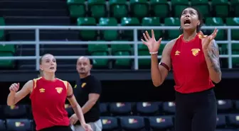 Göztepe Kadın Voleybol Takımı, Vodafone Sultanlar Ligi'nde Avrupa Hedefli Mücadeleye Hazırlanıyor