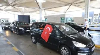 Gurbetçiler Kapıkule'de Güler Yüzle Karşılanıyor