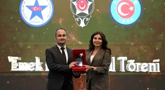 Güvenlik-İş Sendikası, Gazeteciler ve Basın Bayramı dolayısıyla 'Emek Dostu Ödül Töreni' düzenledi