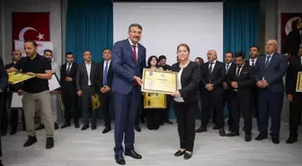 Hakkari'de Eğitimde Altın Rozet Töreni