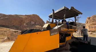 Hasankeyf'te Asfalt Çalışmaları Başladı