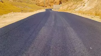 Hasankeyf'te Şaab Vadisi Yolu Asfalt Çalışmaları Tamamlandı