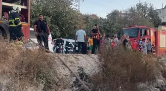 Hatay'da 2 Katlı Evde Yangın