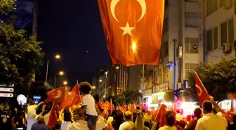Hatay'da 30 Ağustos Zafer Bayramı dolayısıyla fener alayı düzenlendi