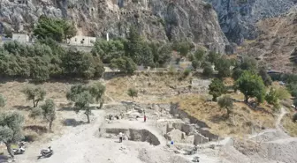 Hatay'da Antiocheia Antik Kenti'nde Ticari Hayata Işık Tutan Buluntular Ortaya Çıktı