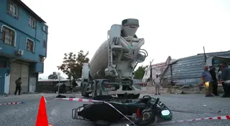 Hatay'da Motosiklet ve Beton Mikseri Çarpıştı: 1 Ölü, 1 Yaralı