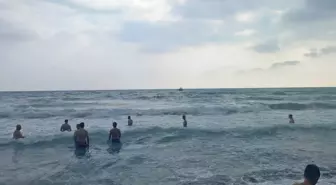 Samandağ'da Boğulma Tehlikesi Geçiren Kişi Kurtarıldı