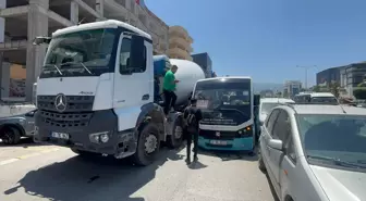 İskenderun'da Motosiklet Sürücüsü Betona Sıkıştı