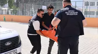 Hatay'da Ortopedik Rahatsızlığı Olan Adaya Sınavda Destek