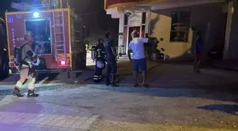 Hatay'da Otelde Yangın: 11 Kişi Hastaneye Kaldırıldı