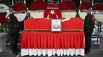 Şehit Muhafız Er Hayrullah Hamit Karaman Toprağa Verildi