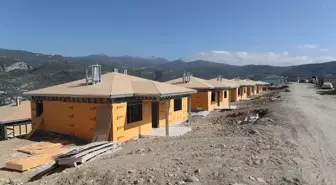 Hatay'da Deprem Sonrası 85 Kırsal Afet Konutu İnşaatı Devam Ediyor
