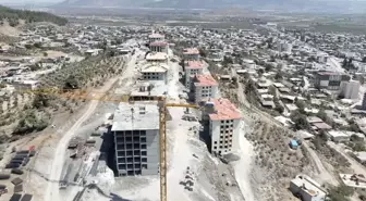 Hatay'da 622 Afet Konutunun İnşaatı Devam Ediyor