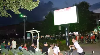 Havza'da Dev Ekrandan Milli Takım Sevinci