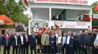 30. Atatürk'ü Anma ve Termal Turizm Festivali'nde Başpehlivan Yusuf Can Zeybek Oldu
