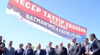 Hazine ve Maliye Bakanı Şimşek, Batman'da Recep Tayyip Erdoğan Bulvarı'nın açılışında konuştu Açıklaması