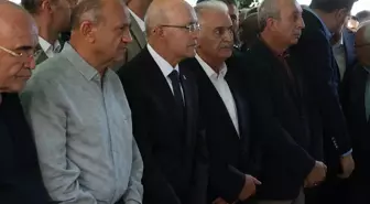 Hazine ve Maliye Bakanı Mehmet Şimşek'in Ağabeyi Nazmi Şimşek, Yalova'da Toprağa Verildi