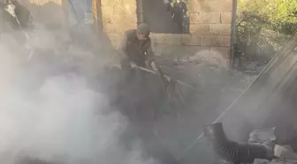 Bitlis'in Hizan ilçesinde ev yangını: İtfaiye müdahale etti