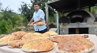 İmamın Taş Fırın Projesiyle Köyde Dayanışma Sağlanıyor