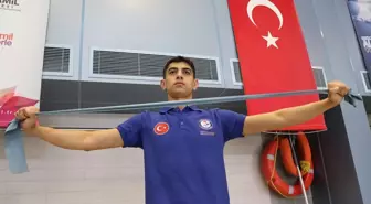 İşitme engelli milli yüzücü olimpiyatlarda 'ses' getirmek istiyor
