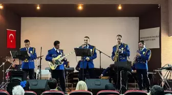 Polis Bandosu'ndan Dünya Yaşlılar Günü Konseri