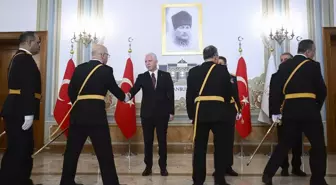 İstanbul Valisi Gül, 30 Ağustos Zafer Bayramı dolayısıyla tebrikleri kabul etti