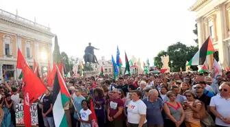 İtalya'da Filistin'e Destek Gösterileri
