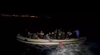 İzmir'de 33 Düzensiz Göçmen Kurtarıldı