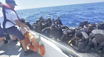 Çeşme Açıklarında 47 Düzensiz Göçmen Kurtarıldı