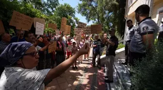 İzmir'de Su Kesintisi Protestosu: Mahalle Sakinleri Eylem Yaptı