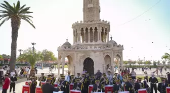 İzmir'de 30 Ağustos Zafer Bayramı kutlama programı düzenlendi