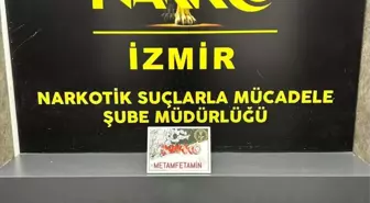 İzmir'de Uyuşturucu Operasyonu: 4 Kilo 52 Gram Ele Geçirildi